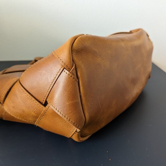 AERE - Woven Leather Handbag - Picture 7 of 8